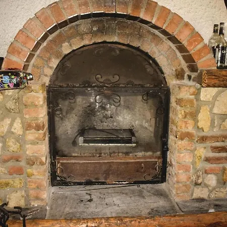 Сasa de vacaciones Four-bedroom Holiday In Osenovo